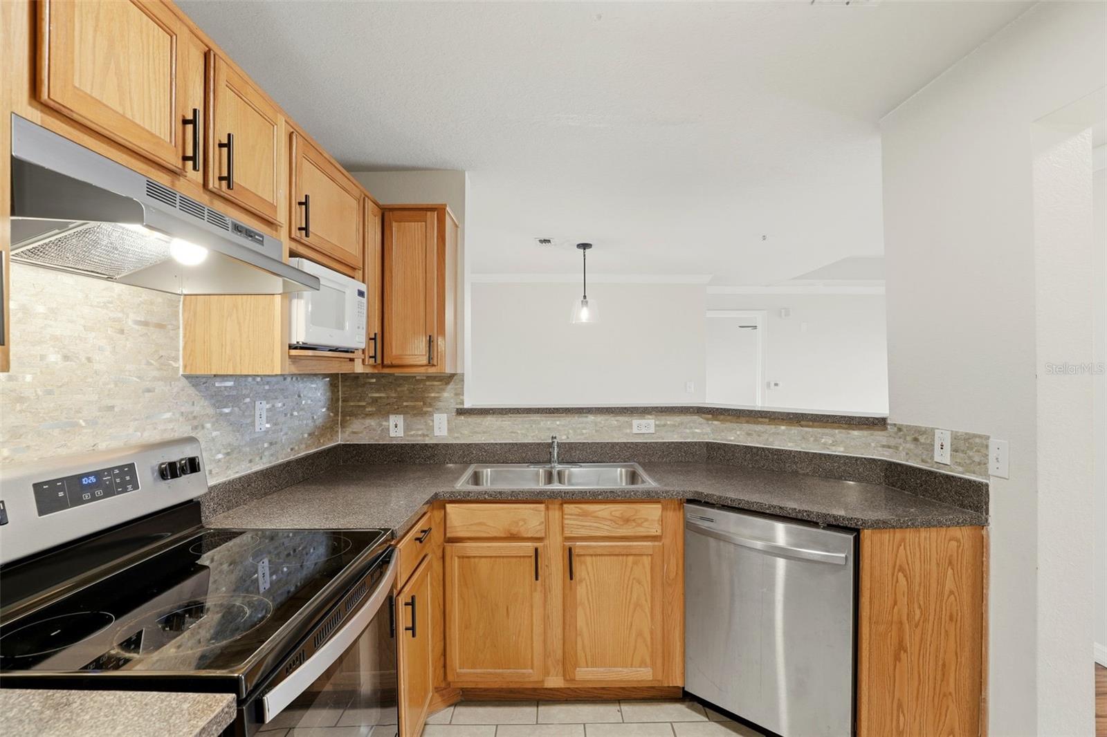 ORLANDO ACADEMY CAY CLUB I - Residential Lease