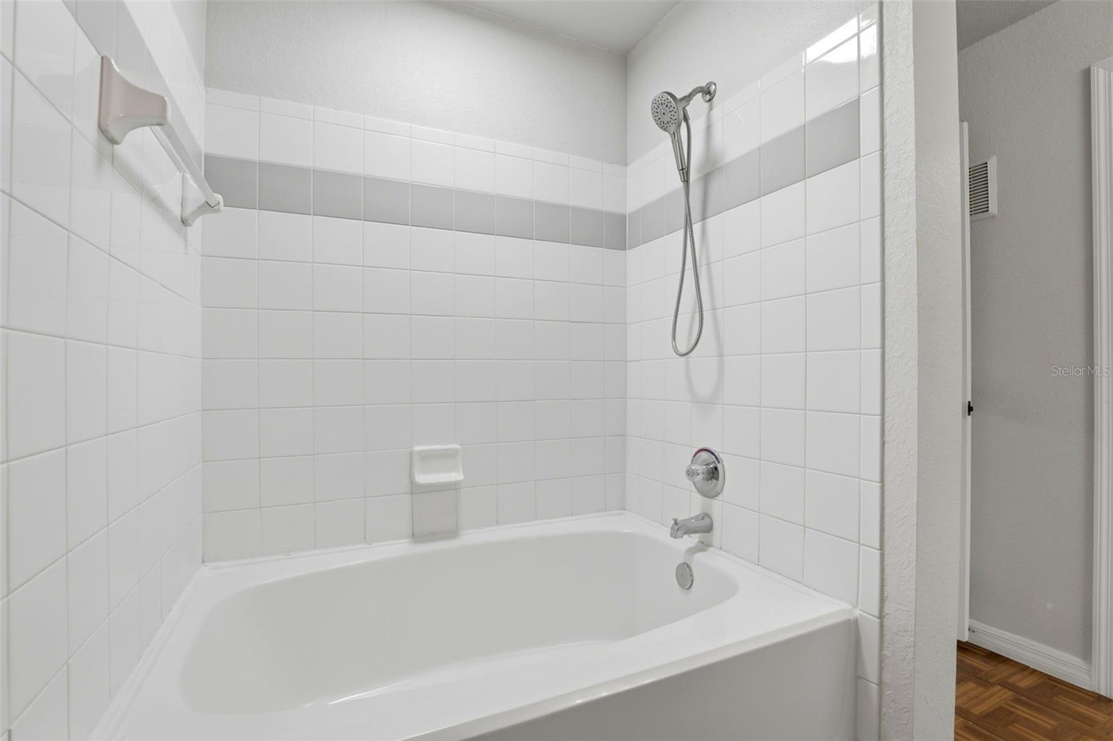 ORLANDO ACADEMY CAY CLUB I - Residential Lease