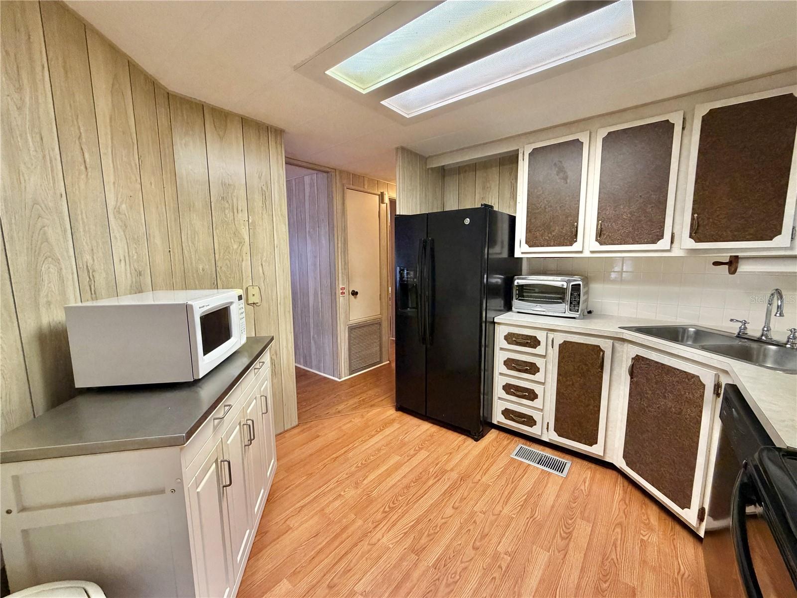 HAWTHORNE AT LEESBURG A COOP - Residential