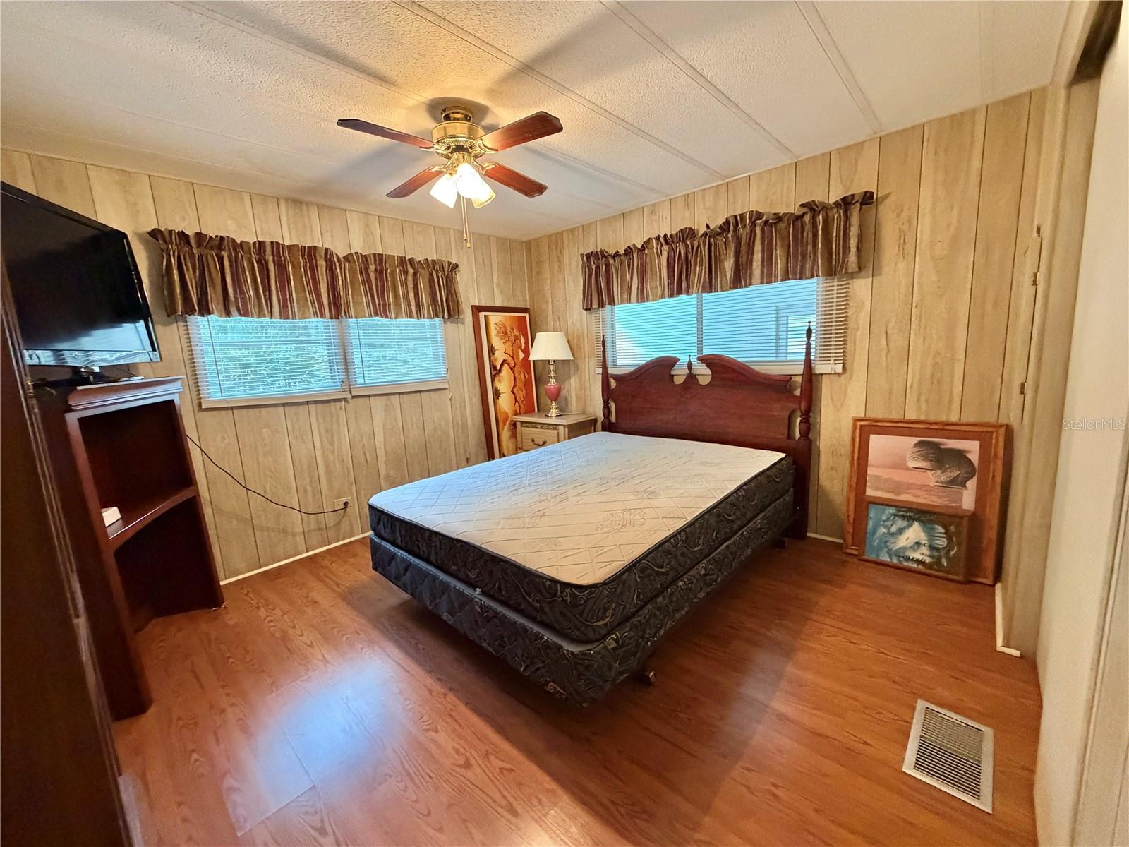 HAWTHORNE AT LEESBURG A COOP - Residential