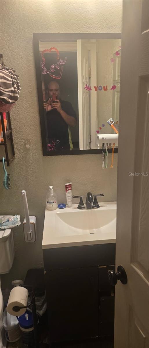 PRESIDENTIAL MANOR UNIT 2A - Residential