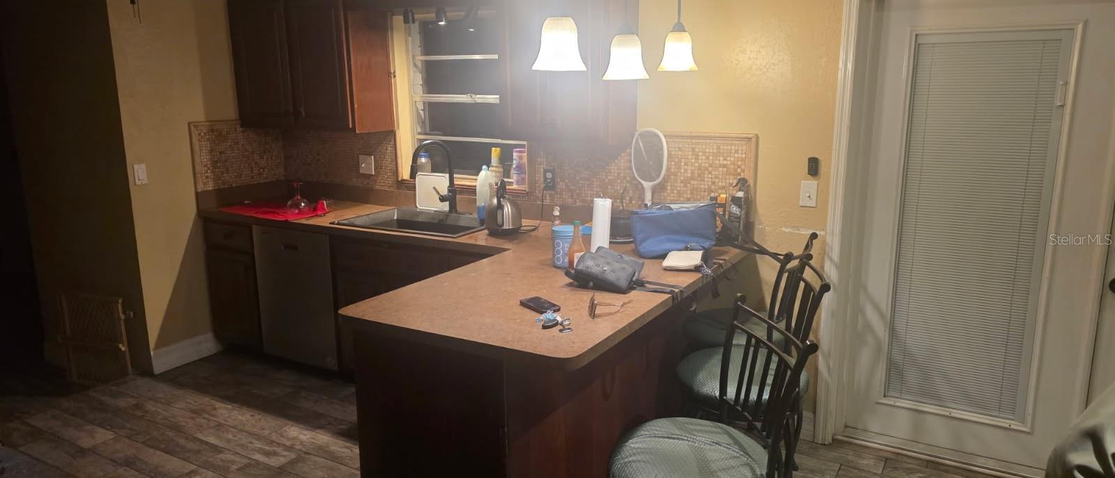 4906 PRESIDENTIAL STREET