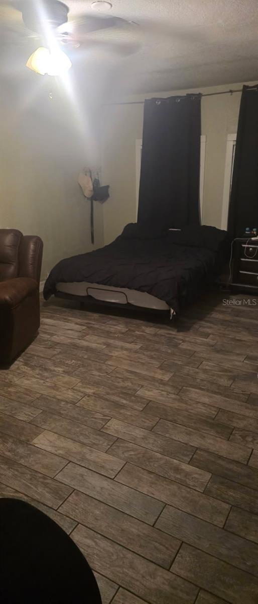 PRESIDENTIAL MANOR UNIT 2A - Residential