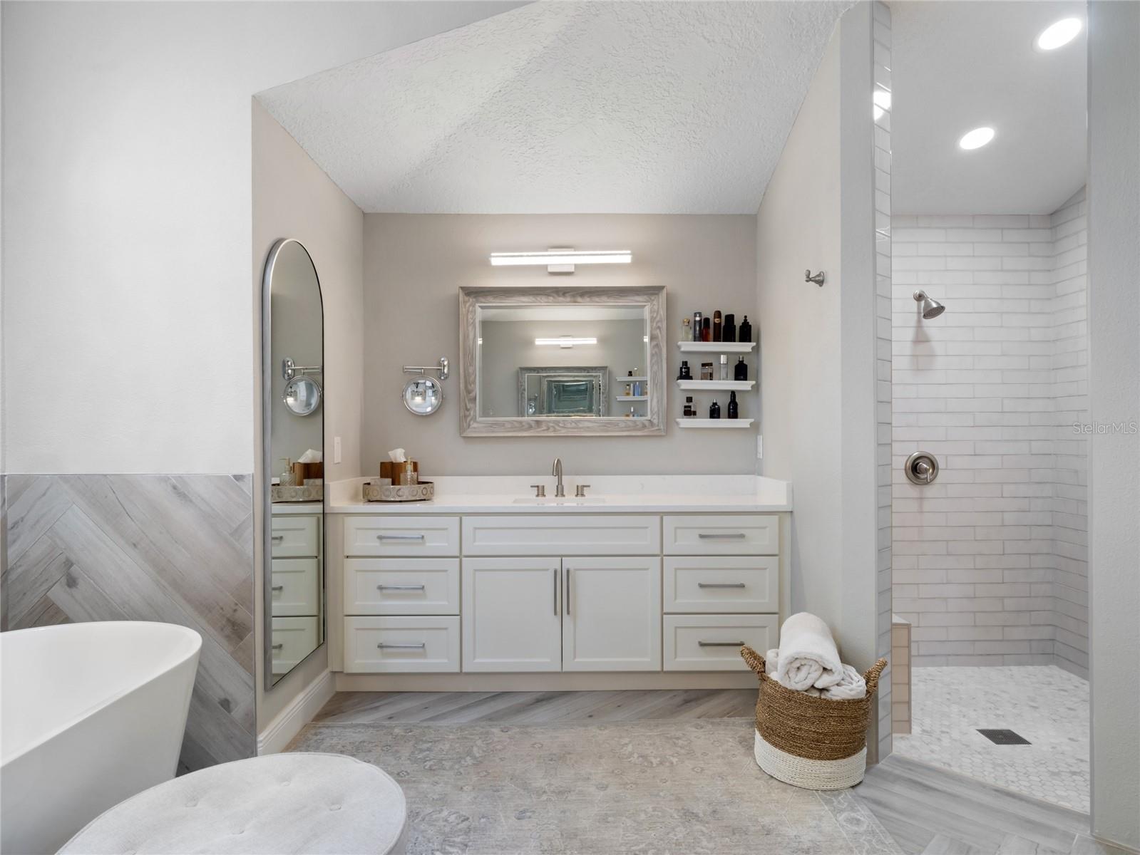 NORTH BAY SEC 01 - Residential