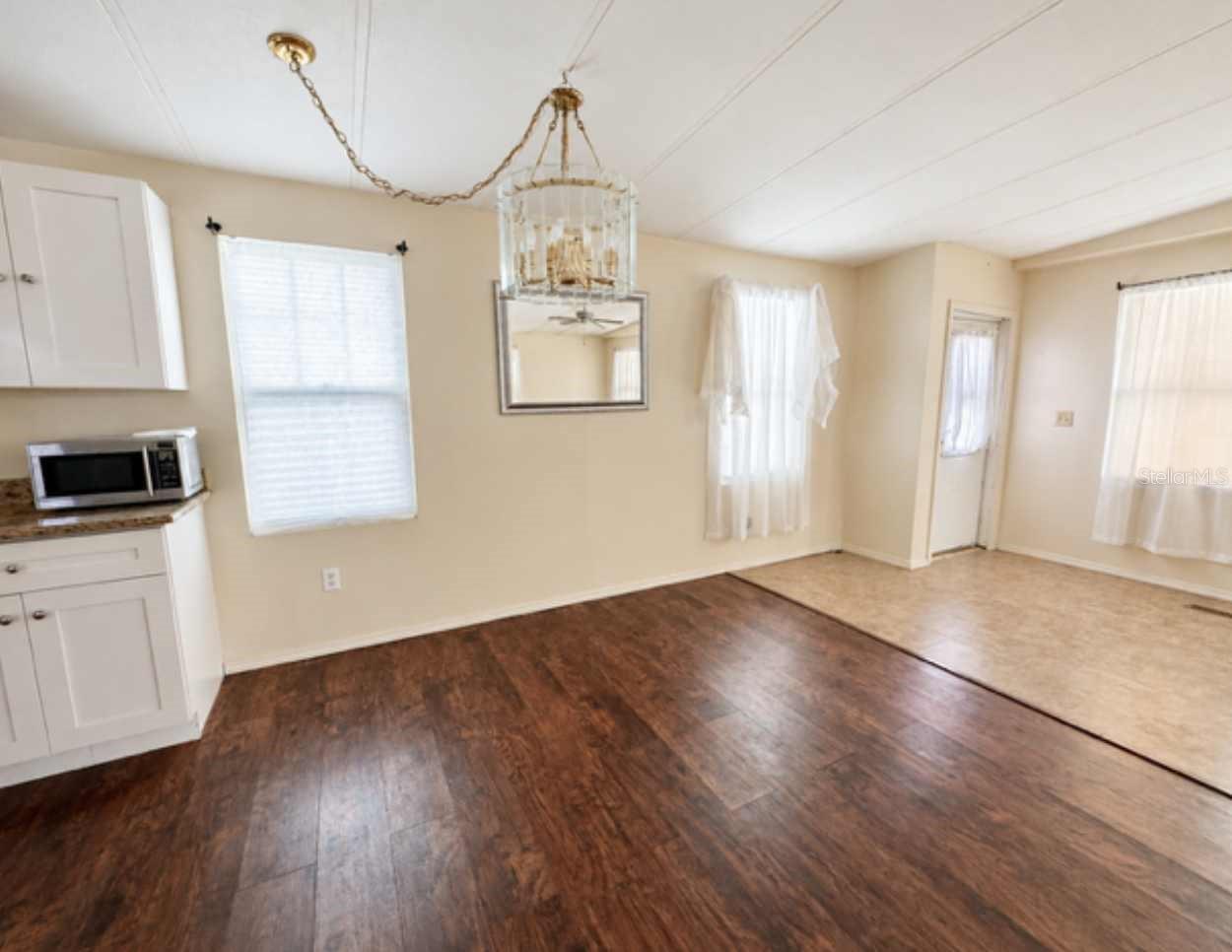DIXIE GROVES ESTATES - Residential