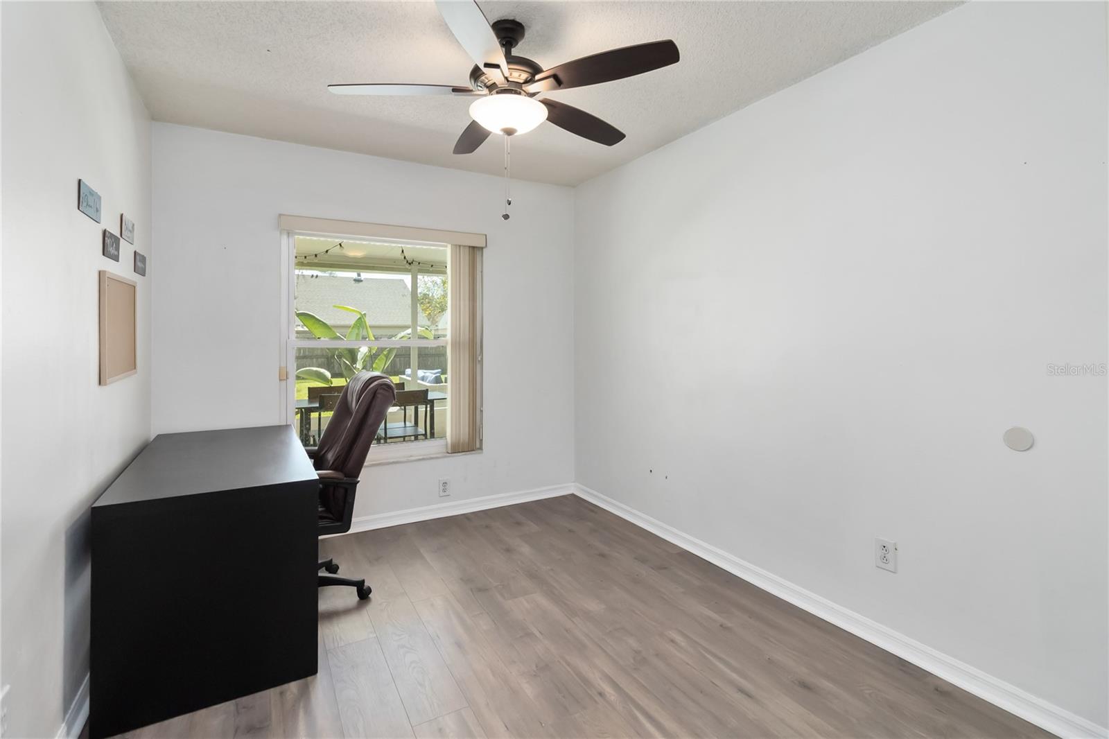 CASCADE OAKS - Residential