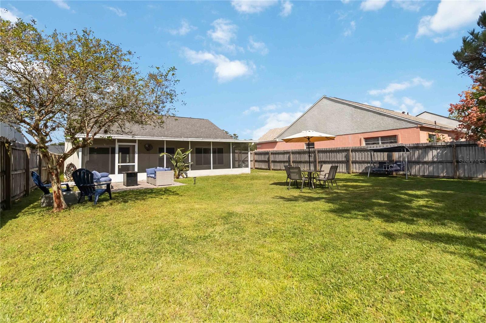CASCADE OAKS - Residential