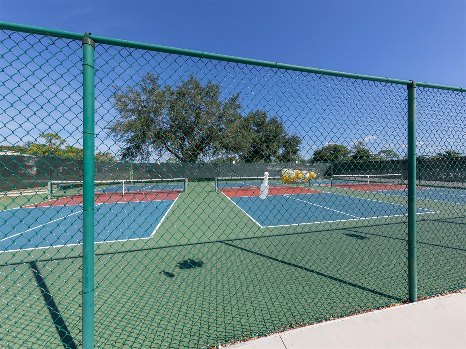 BIRD BAY VILLAGE - Residential