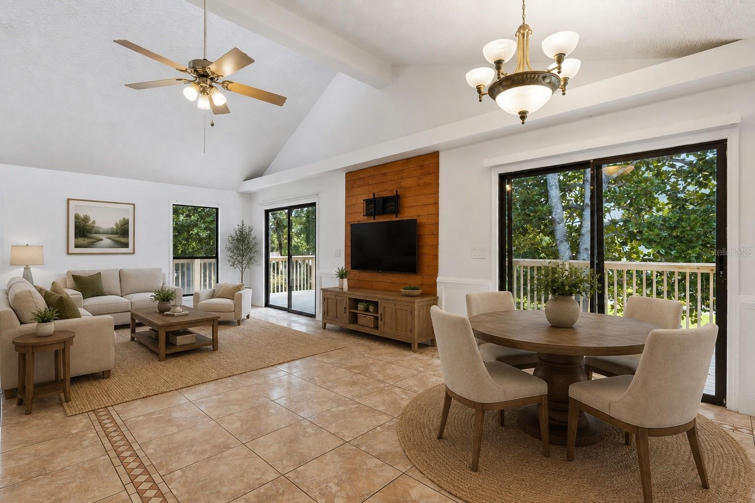 5556 S LANCEWOOD CIRCLE