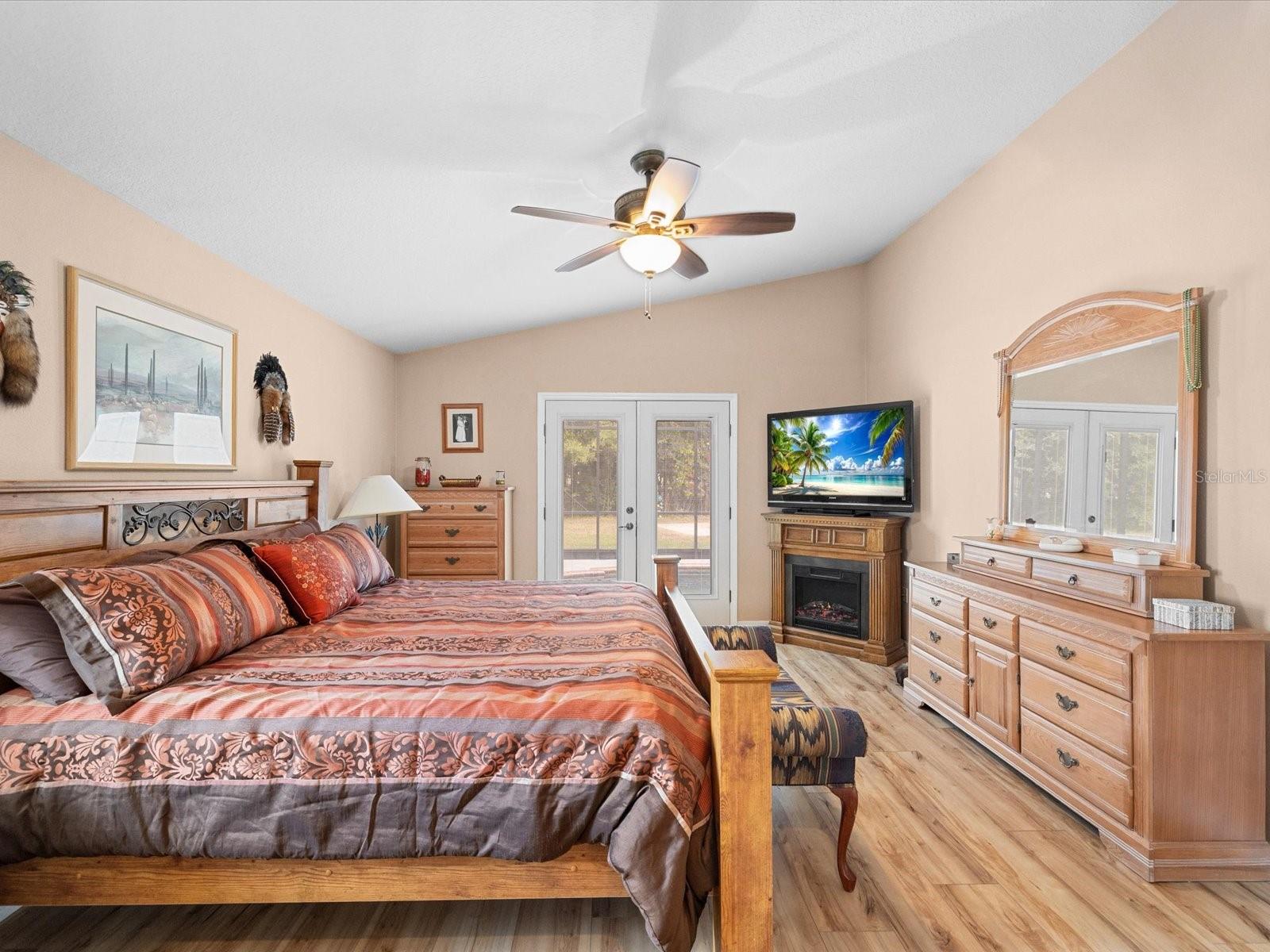 LAKE BERNADETTE 02B - Residential