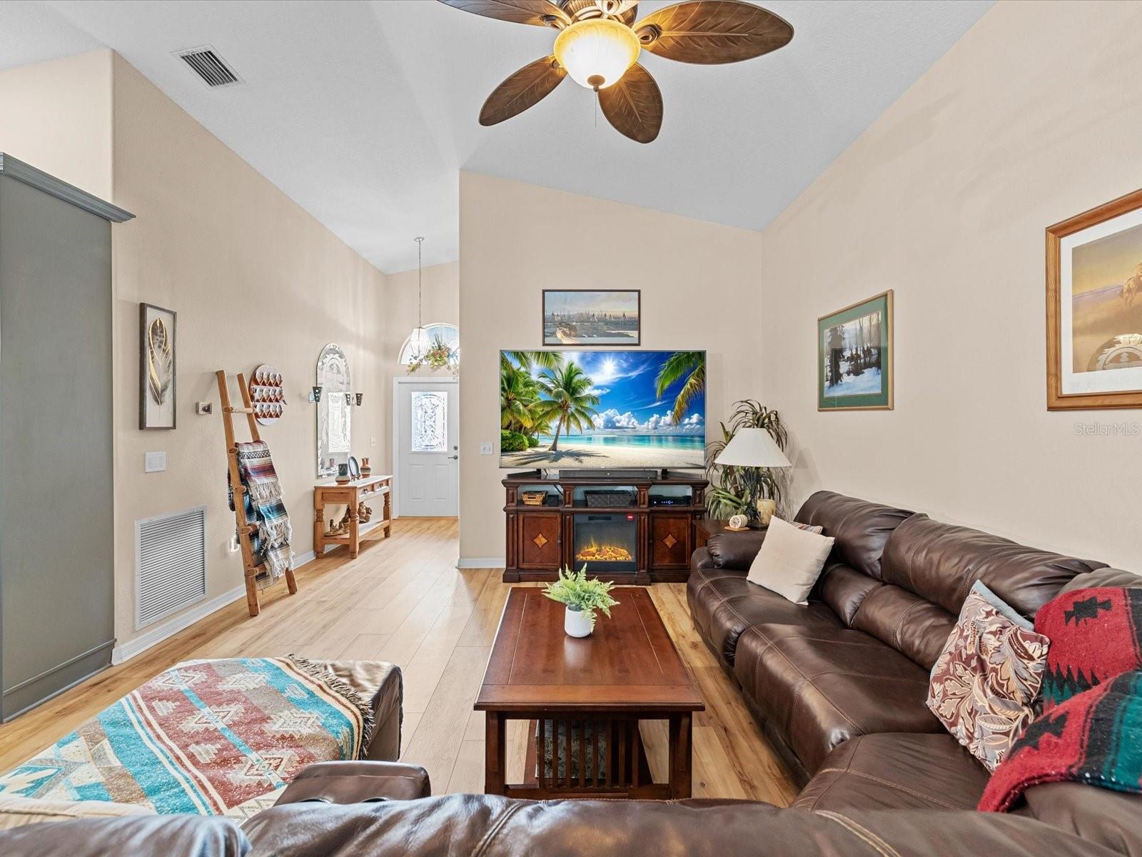 LAKE BERNADETTE 02B - Residential