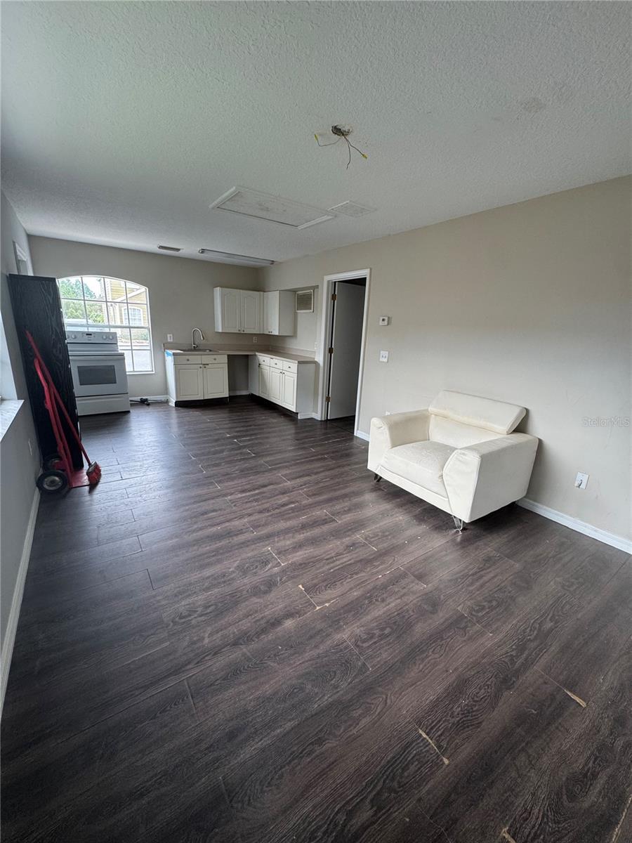 732 WASHINGTON PALM LOOP