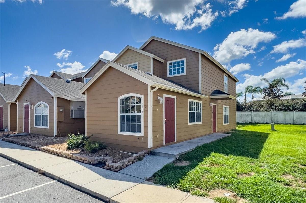 732 WASHINGTON PALM LOOP