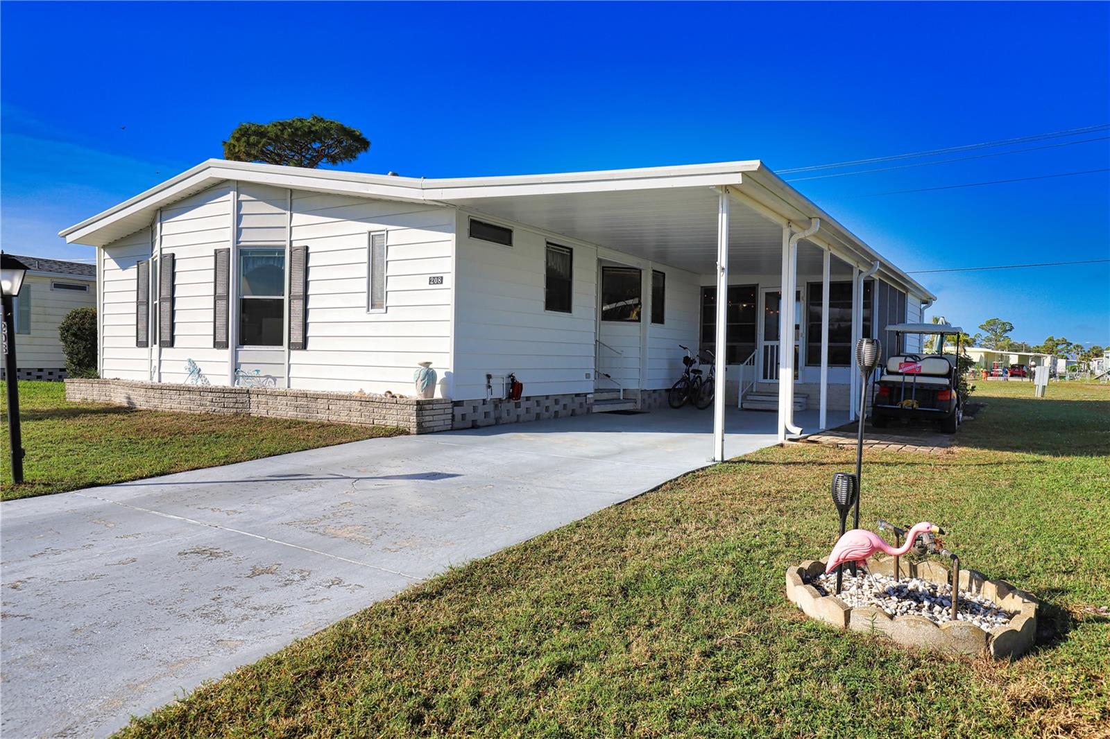 LA CASA MHP CO-OP - Residential