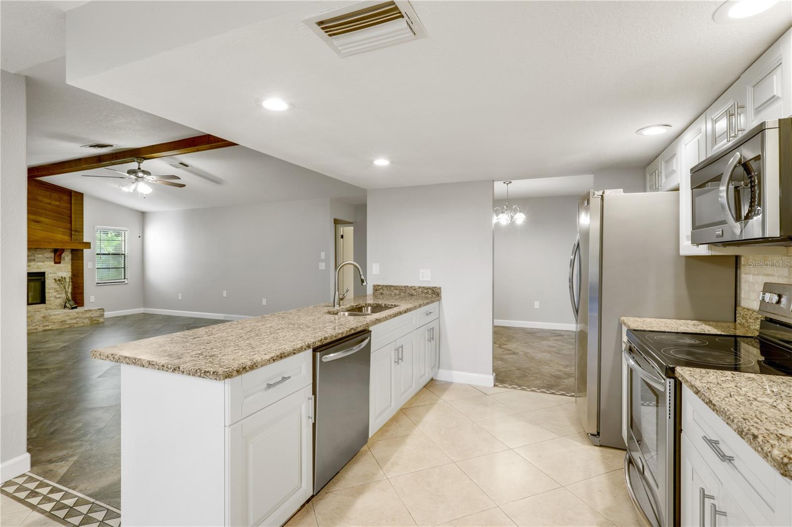 3753 THORNBUSH LANE