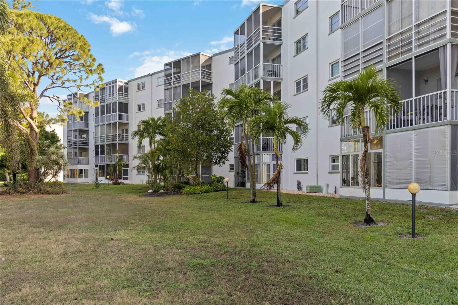 IRONWOOD CONDOMINIUM - Residential