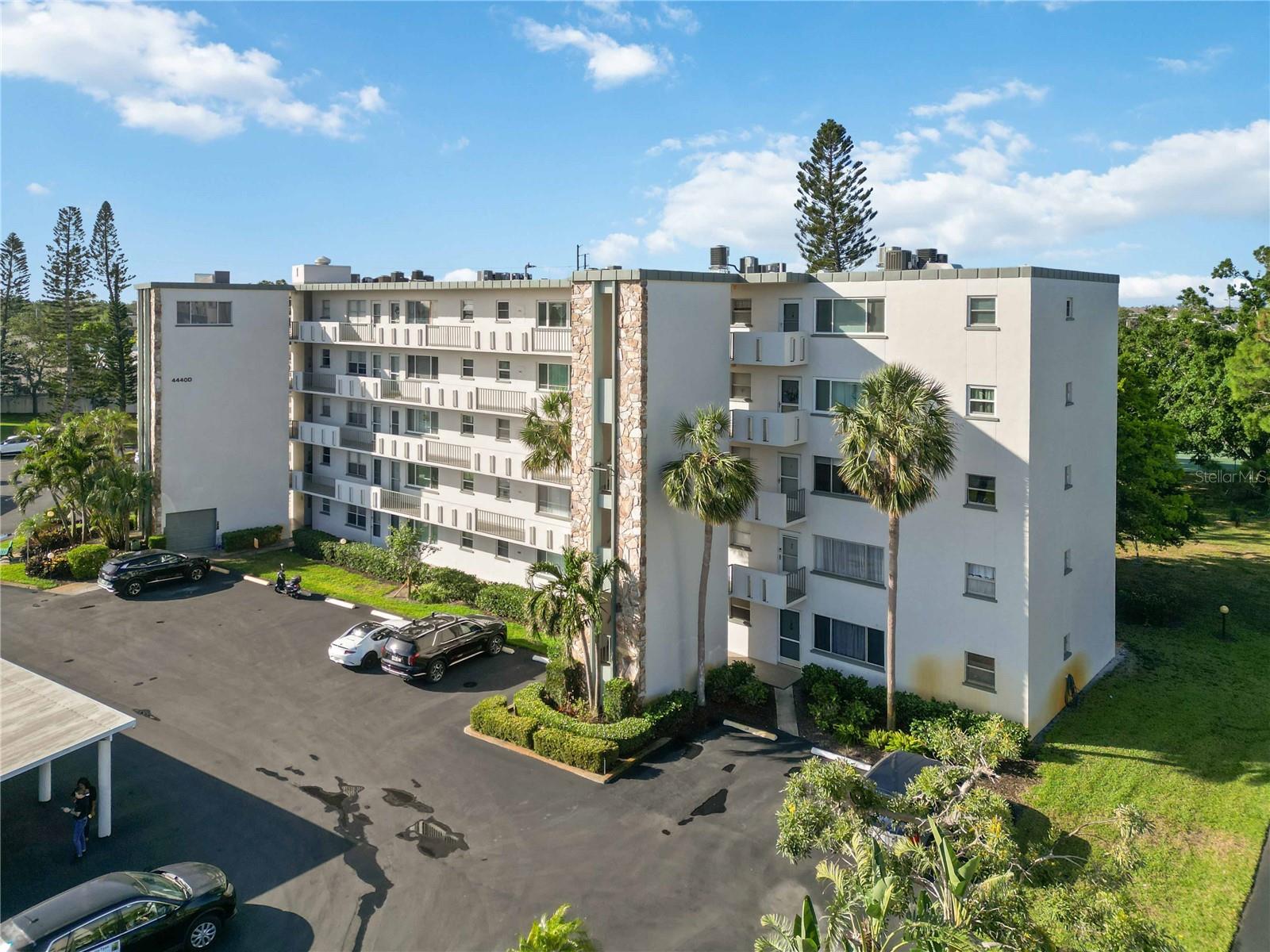 IRONWOOD CONDOMINIUM - Residential