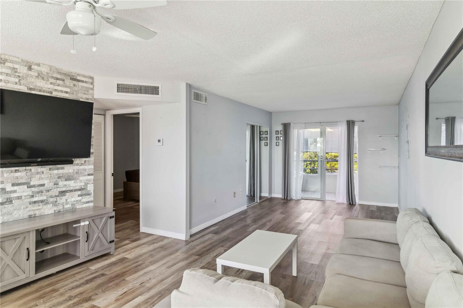 IRONWOOD CONDOMINIUM - Residential