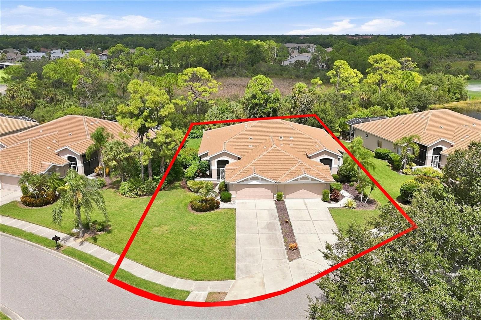 9413 FOREST HILLS CIRCLE