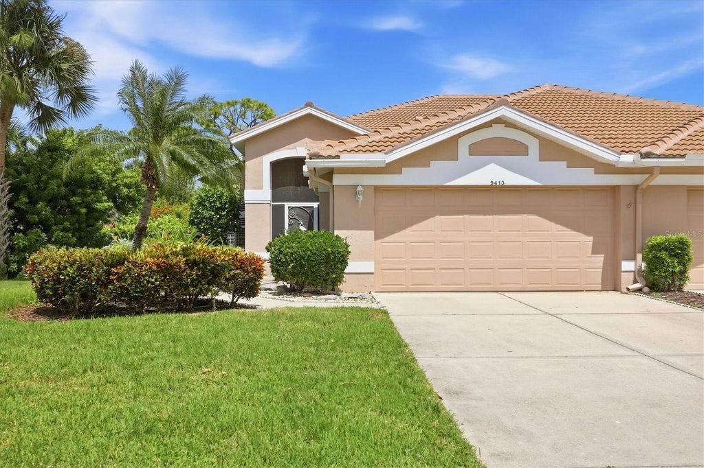 Photo of 9413 Forest Hills Circle, Sarasota, FL 34238 (MLS # A4705627)
