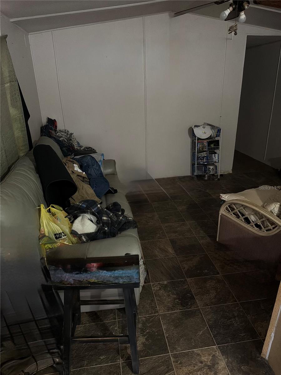 KAL RIVER FOREST HIDEAWAY - Residential