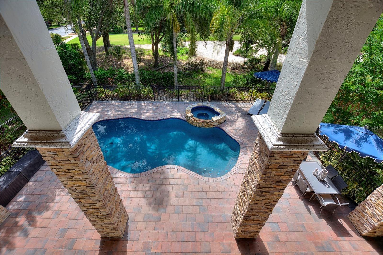 KEENES POINTE - Residential