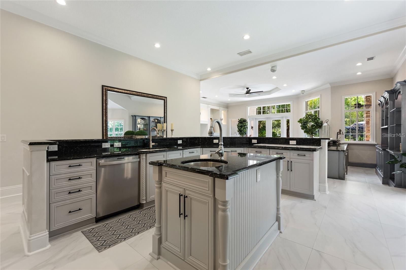 KEENES POINTE - Residential