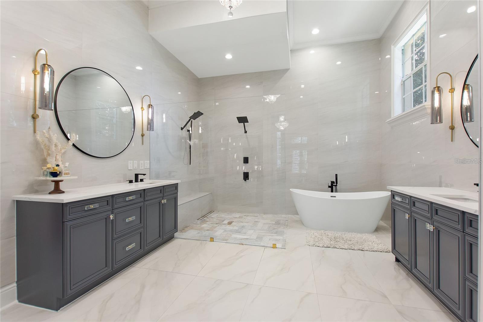 KEENES POINTE - Residential