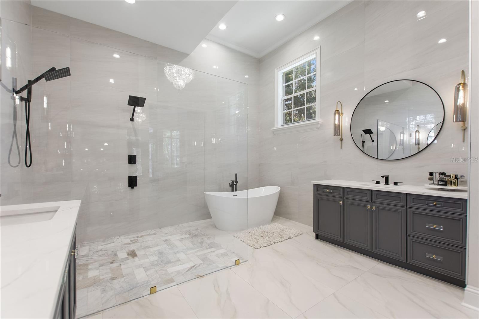 KEENES POINTE - Residential