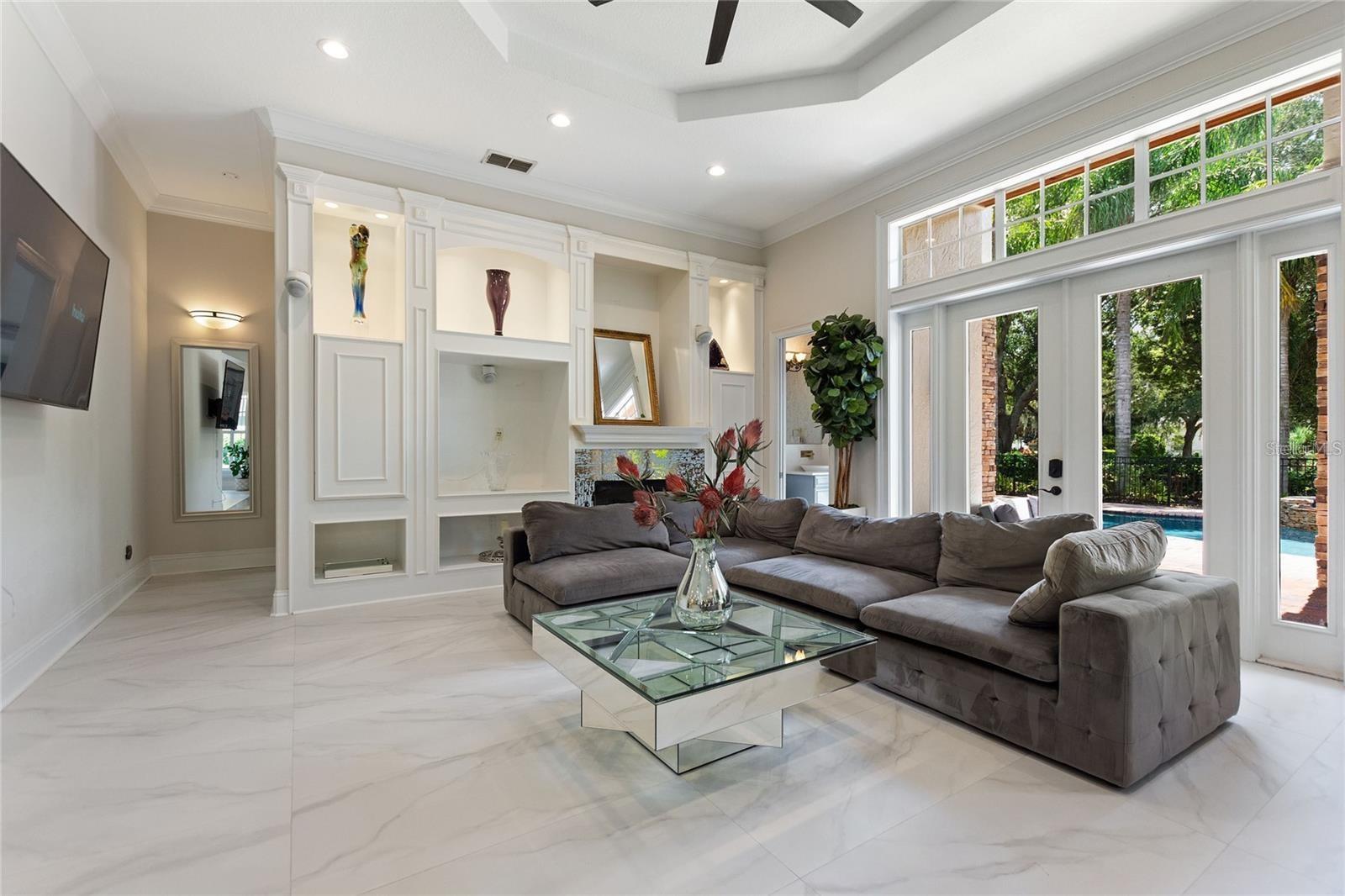 KEENES POINTE - Residential