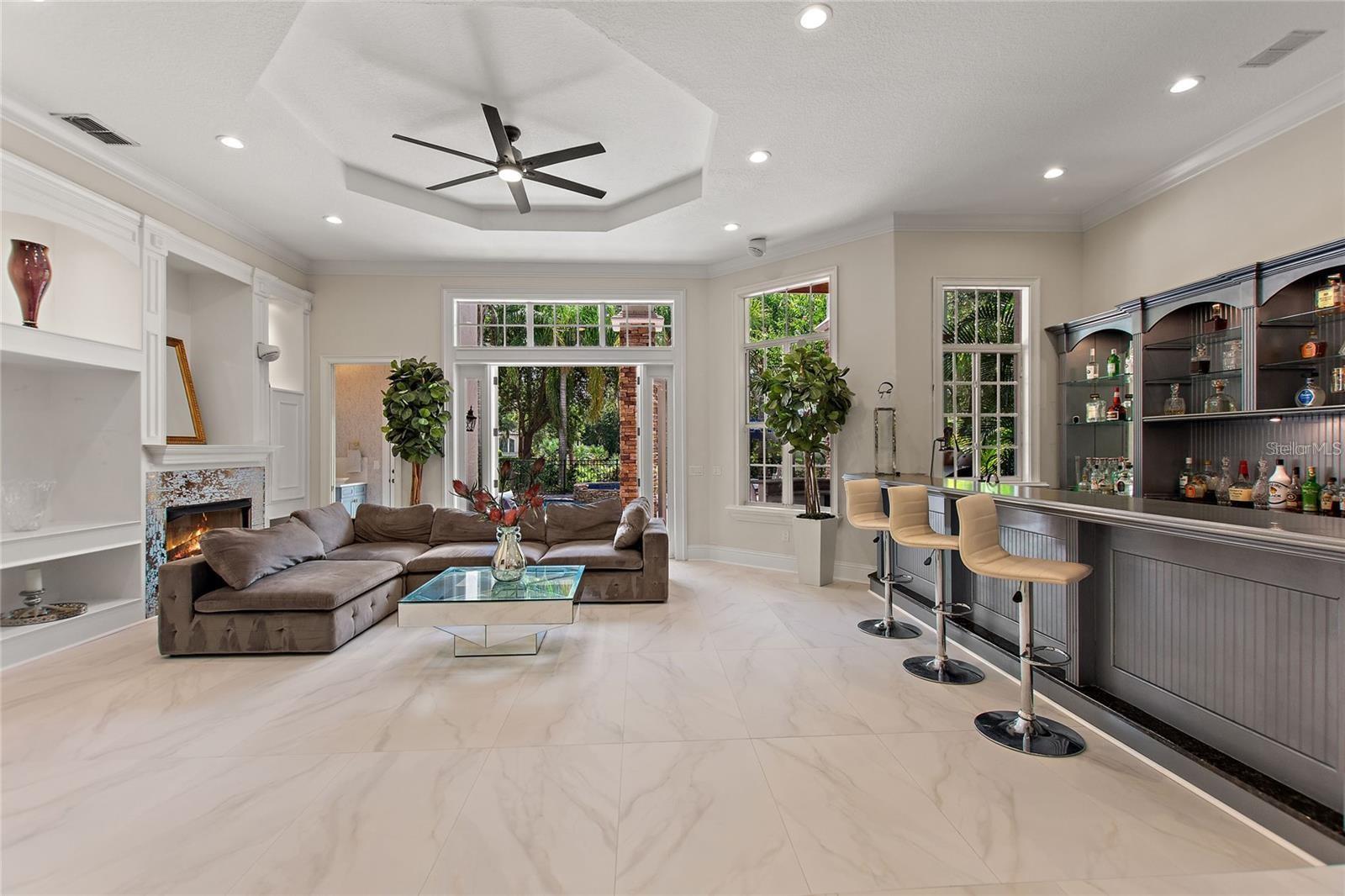 KEENES POINTE - Residential