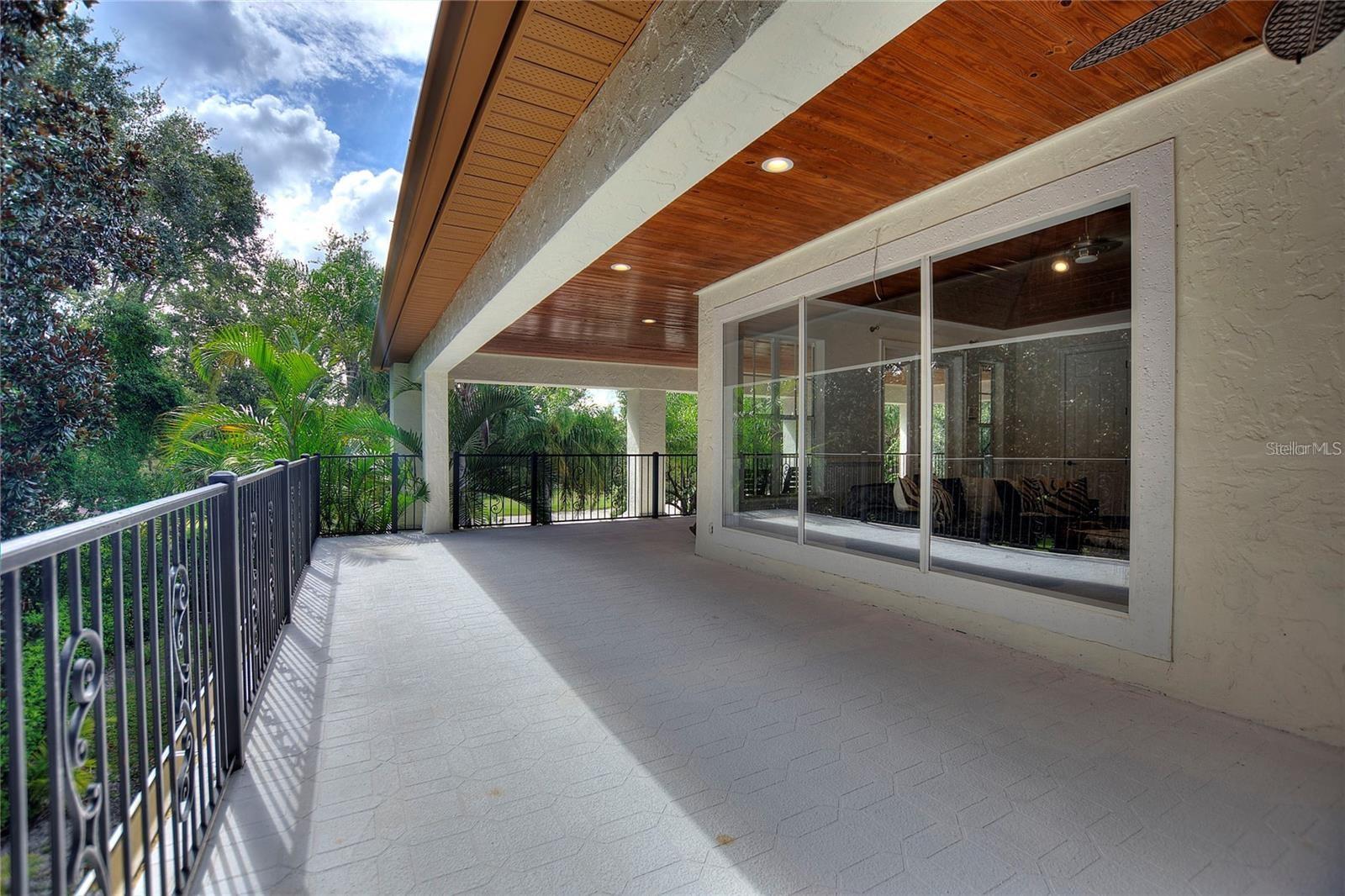 KEENES POINTE - Residential