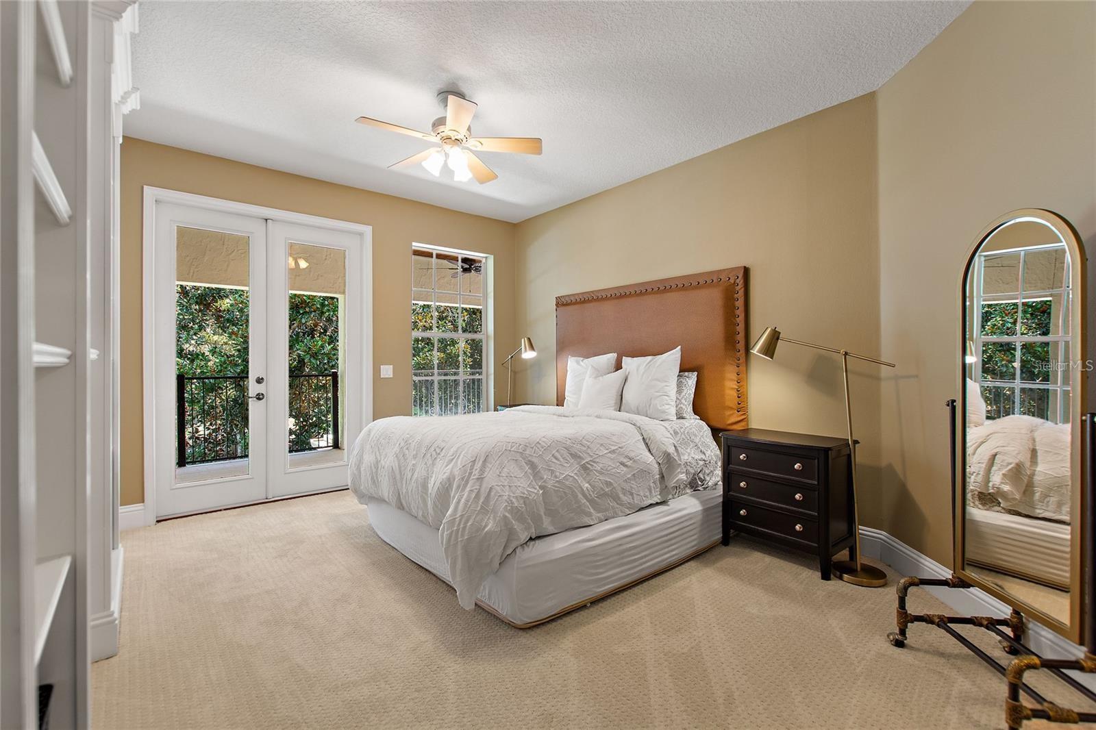 KEENES POINTE - Residential