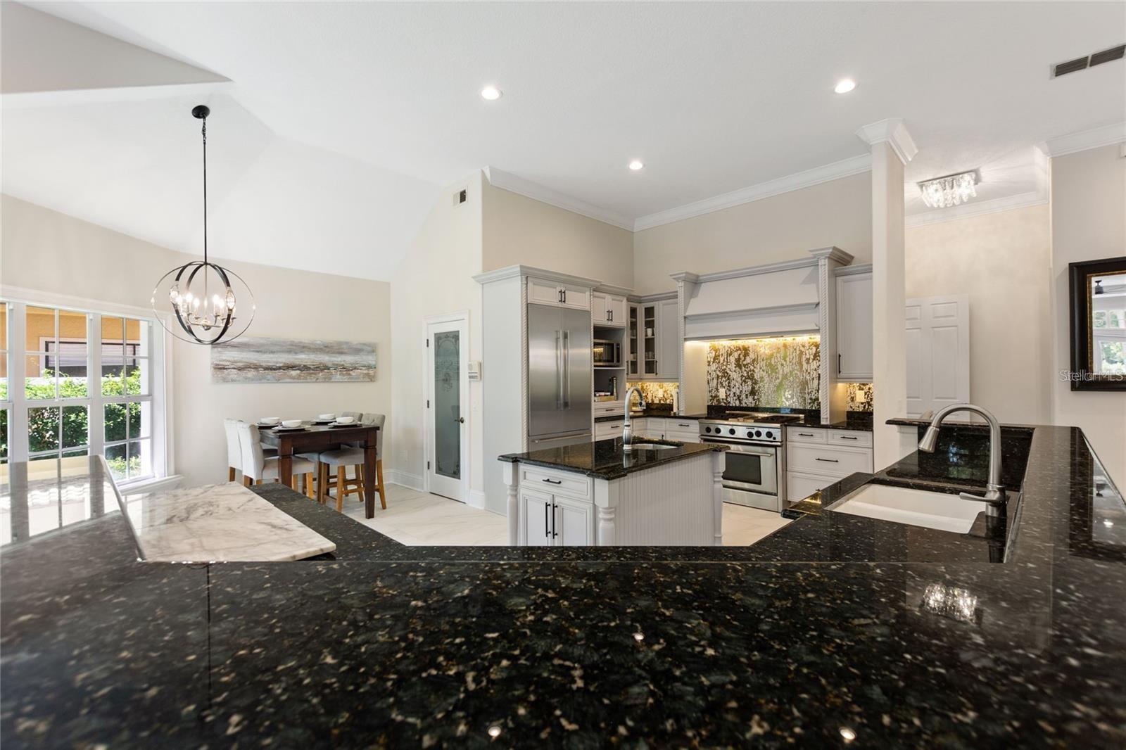 KEENES POINTE - Residential