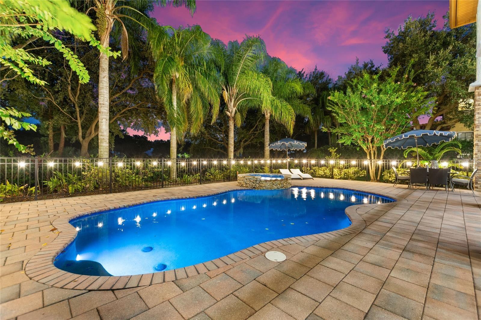 KEENES POINTE - Residential