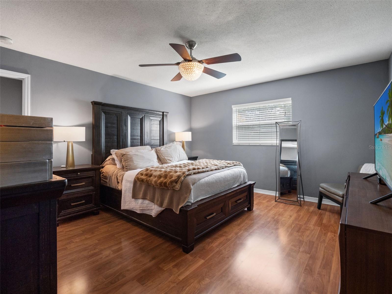 DOMMERICH/ HIGHLAND PARK - Residential