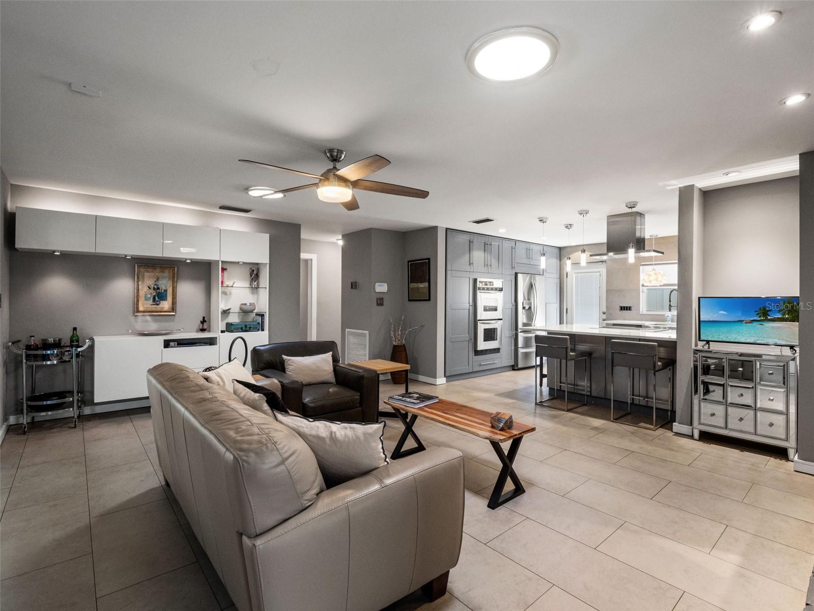 DOMMERICH/ HIGHLAND PARK - Residential