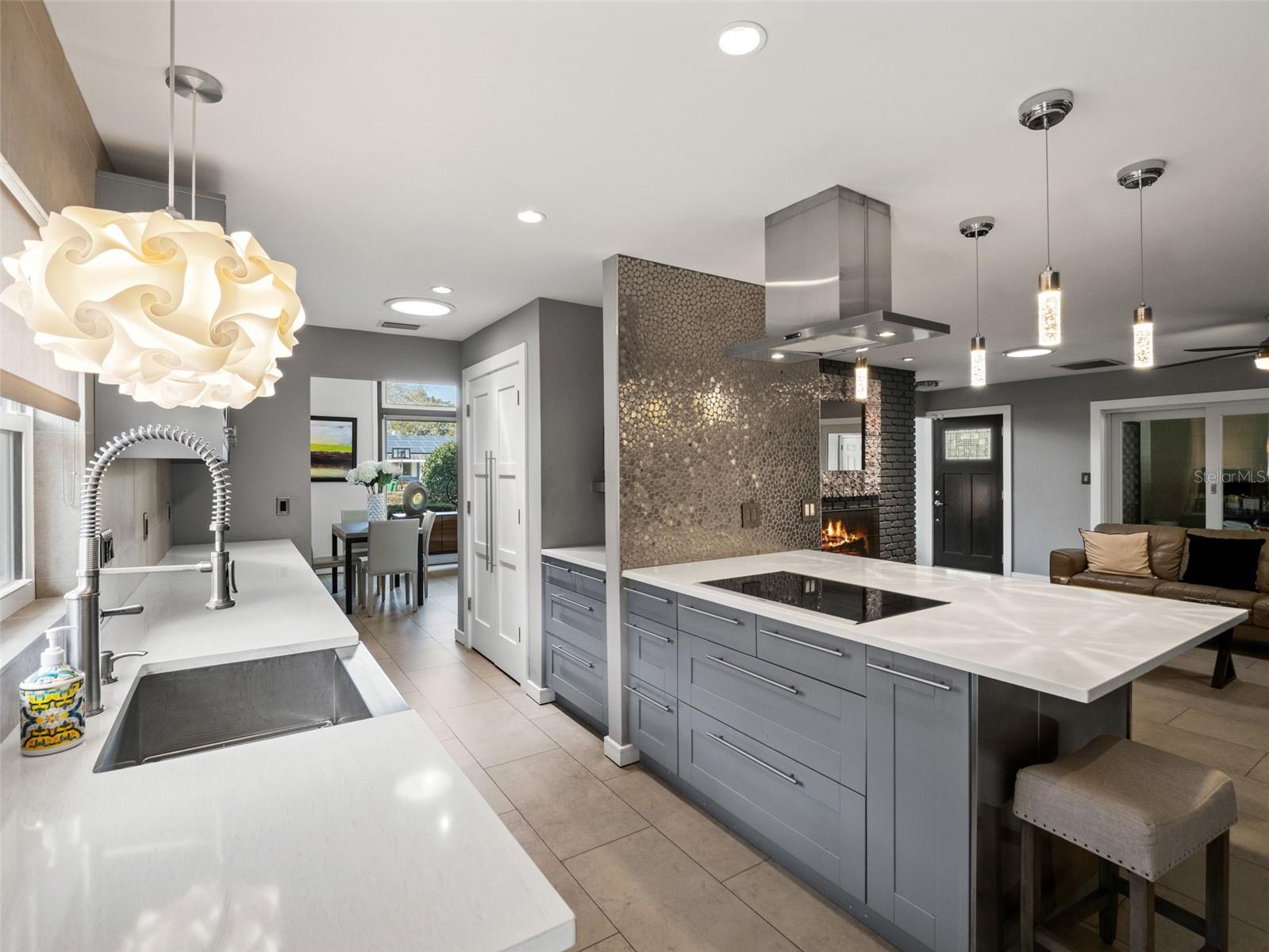 DOMMERICH/ HIGHLAND PARK - Residential