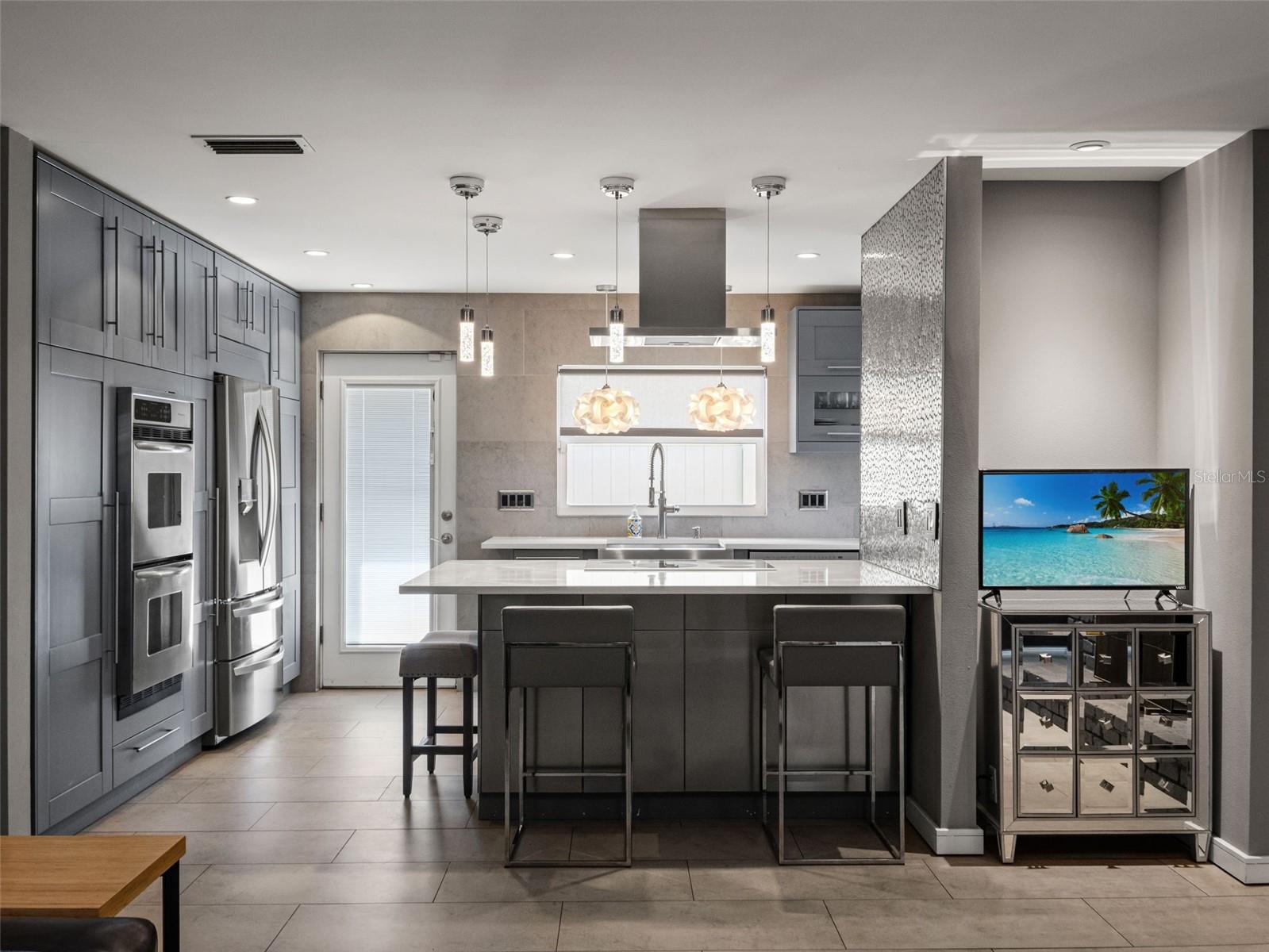 DOMMERICH/ HIGHLAND PARK - Residential