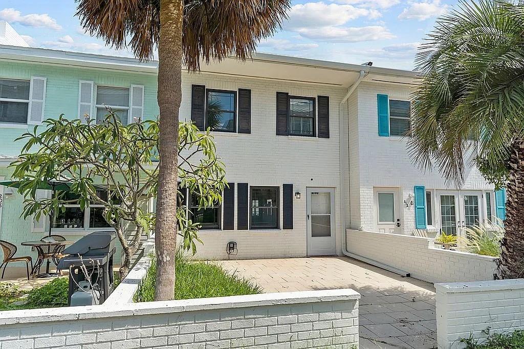 DUNEDIN CSWY CENTER - Residential