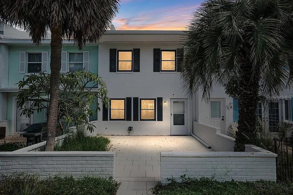 DUNEDIN CSWY CENTER - Residential
