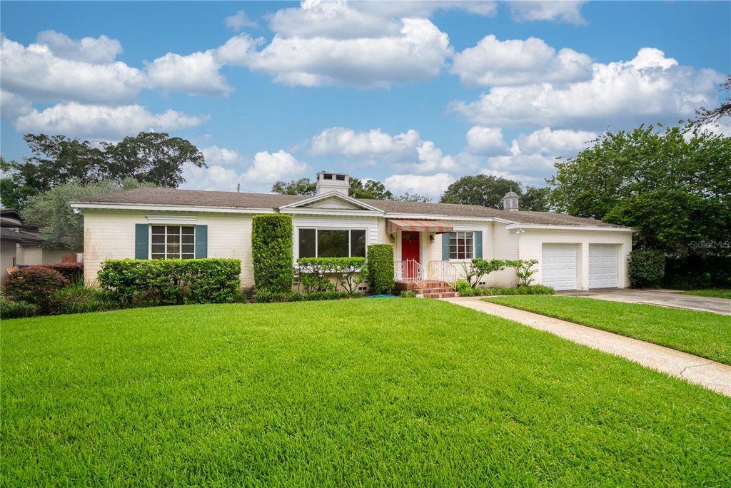 Photo of 2406 Shoreham Road, Orlando, FL 32803 (MLS # O6425621)