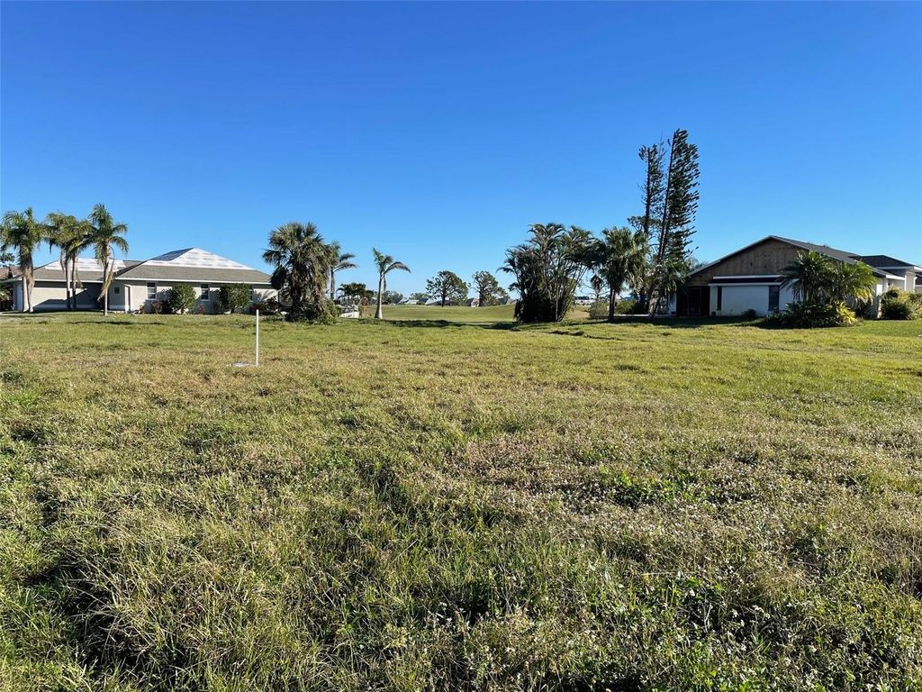 Photo of 2 Bunker Road, Rotonda West, FL 33947 (MLS # D6135430)