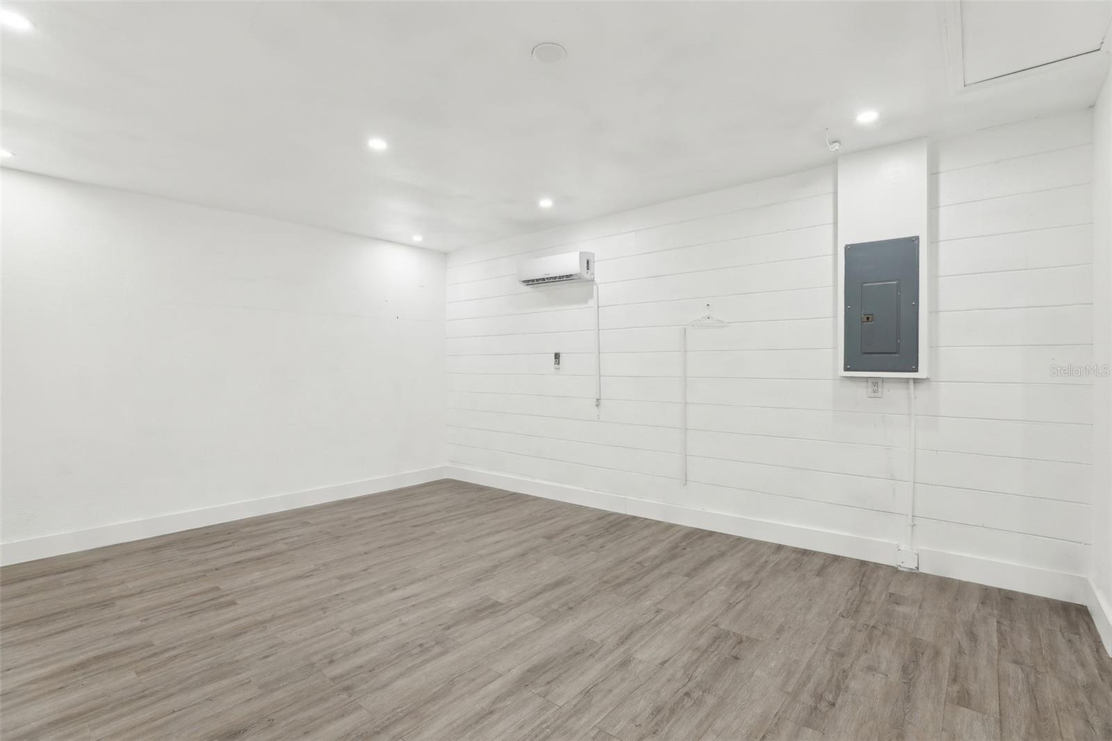 BVL BRIARWOOD VILLAGE TR 3 - Residential