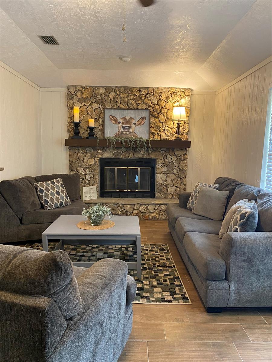 Florida Shores 01 - Residential