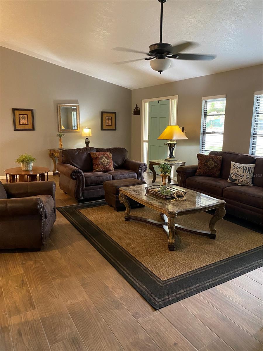 Florida Shores 01 - Residential