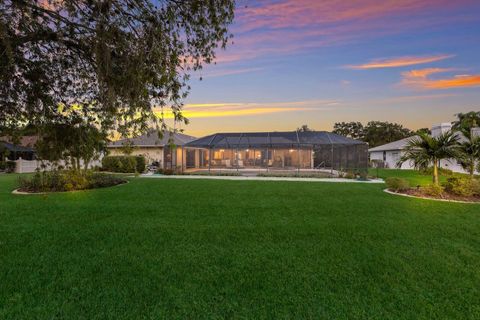 A home in PARRISH