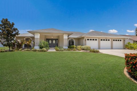 A home in PARRISH