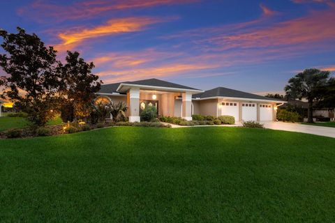 A home in PARRISH