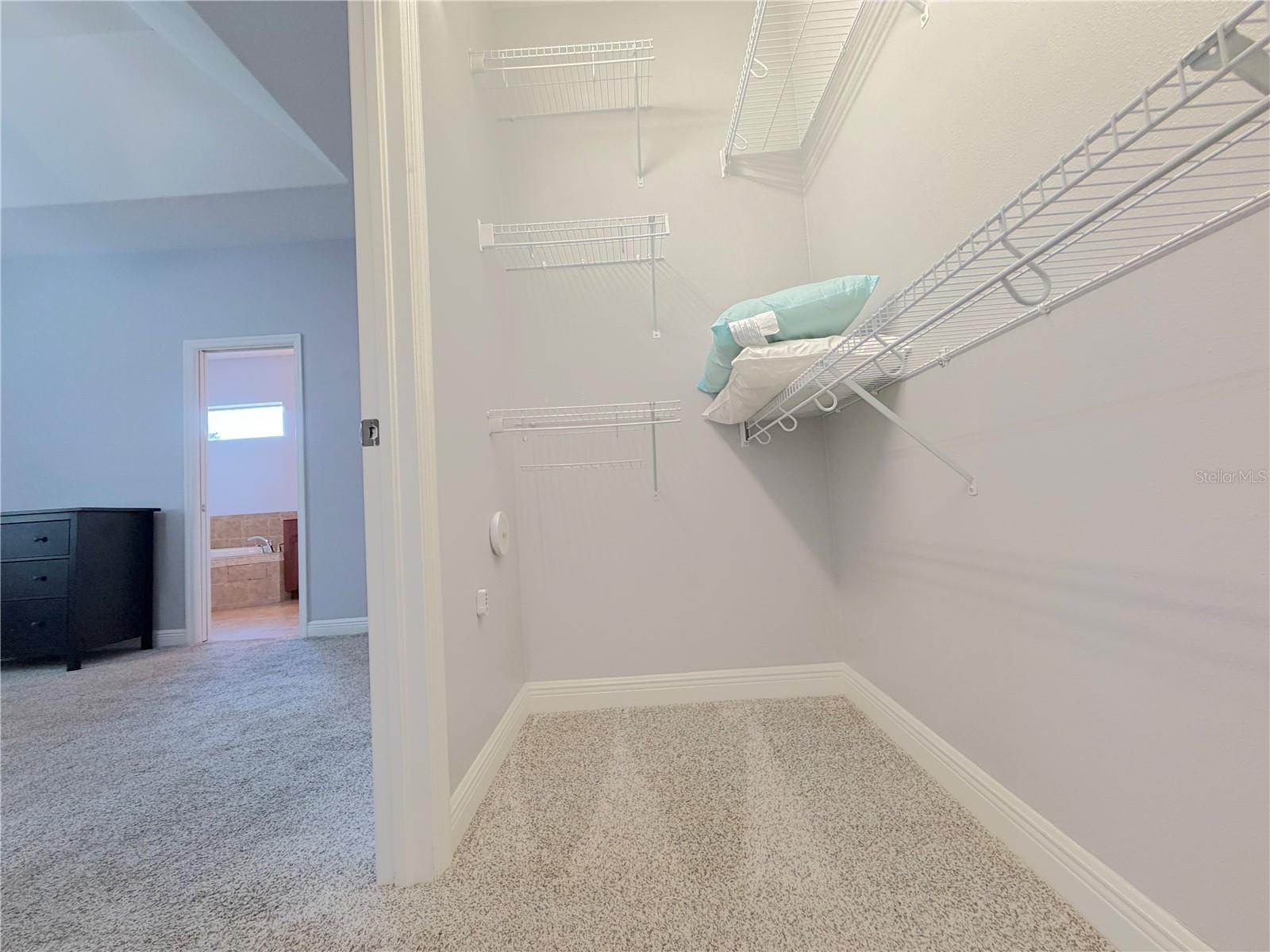 AVERILLS 1ST ADD - Residential Lease